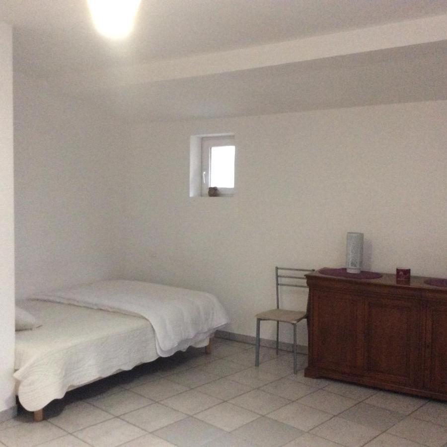 Studio Confortable 33 M2 Hérépian 外观 照片